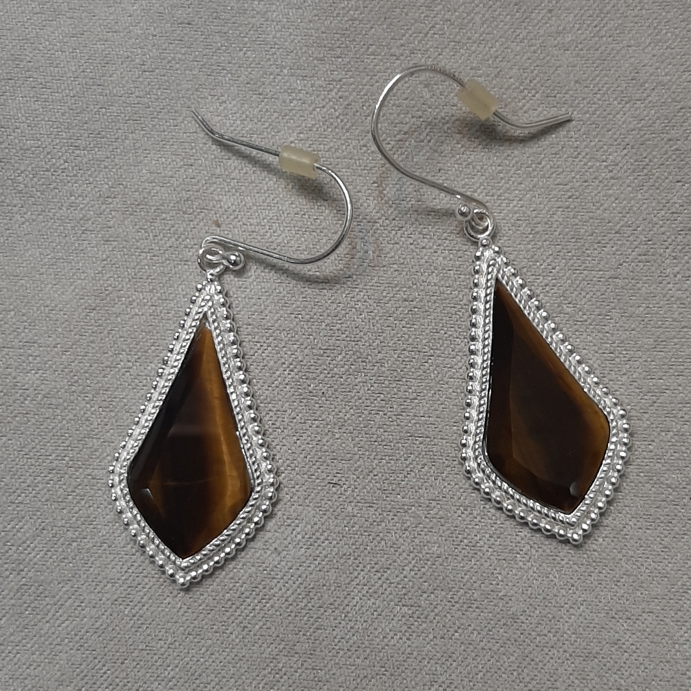 Aleure Precioso Sterling Silver Kite Drop Earrings